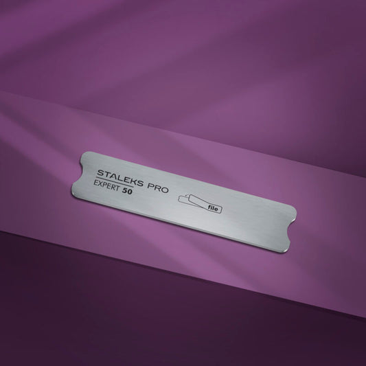 Lima corta de metal (base)